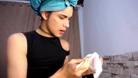 Snapshot of darasweet20 chatting on 03/23/26, 10:47 DARA online show from 03/23/26, 10:47