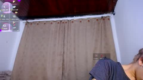 Snapshot of darasweet20 chatting on 04/02/26, 10:40 DARA online show from 04/02/26, 10:40