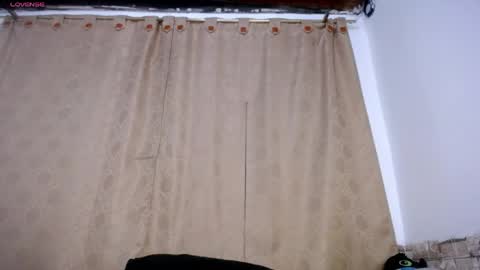 Snapshot of darasweet20 chatting on 04/20/26, 11:50 DARA online show from 04/20/26, 11:50