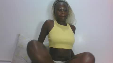 ESTHER online show from 07/04/26, 05:24