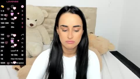 Darcie online show from 12/21/24, 12:09