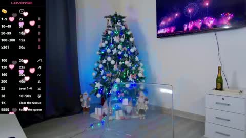 Darcie online show from 12/31/24, 08:12