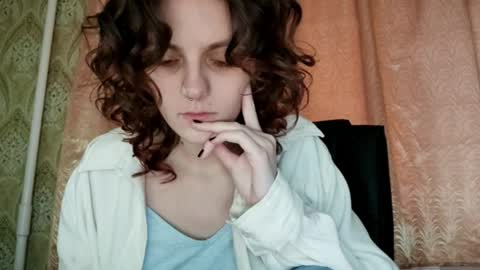 Snapshot of darcihauck chatting on 04/07/26, 03:01 Rina online show from 04/07/26, 03:01