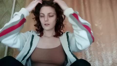 Snapshot of darcihauck chatting on 04/18/26, 02:54 Rina online show from 04/18/26, 02:54