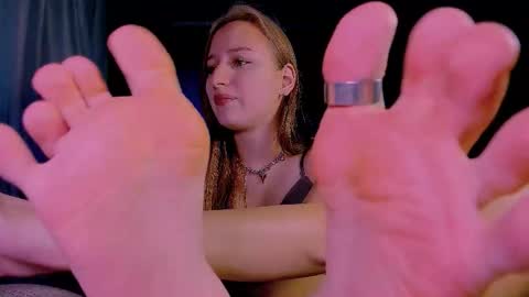 Darcy Siren online show from 11/25/25, 10:04