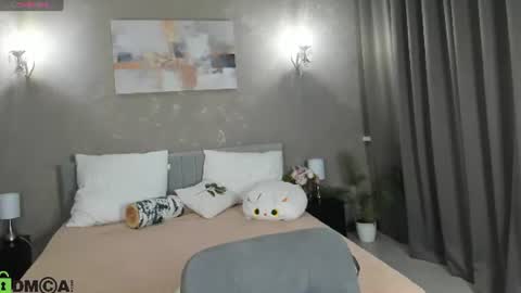 Snapshot of daria_j chatting on 06/11/26, 04:10 Daria J online show from 06/11/26, 04:10