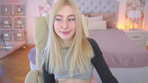 Snapshot of dariadelly chatting on 04/05/26, 12:46 dariadelly online show from 04/05/26, 12:46