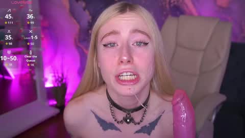 Snapshot of dariadelly chatting on 04/30/26, 01:39 dariadelly online show from 04/30/26, 01:39