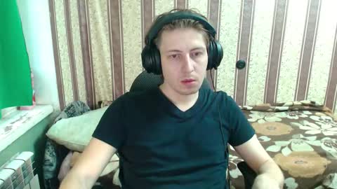 darienlarge online show from 10/26/25, 12:22