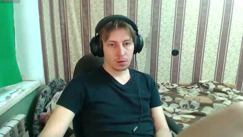 darienlarge online show from 11/24/25, 12:16