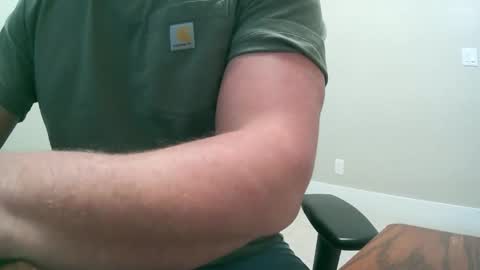 Snapshot of darin14 chatting on 02/19/26, 09:00 Darren14 online show from 02/19/26, 09:00