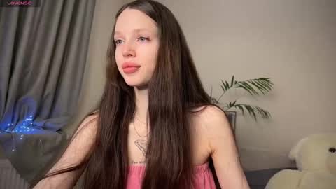 Snapshot of darina_night chatting on 02/02/25, 06:10 Darina Night online show from 02/02/25, 06:10