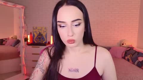 Snapshot of darinek0 chatting on 04/05/26, 02:53 Neko online show from 04/05/26, 02:53