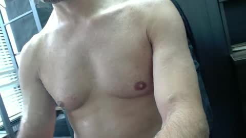 Snapshot of daringdee75 chatting on 02/03/25, 02:24 DaringDee75 online show from 02/03/25, 02:24