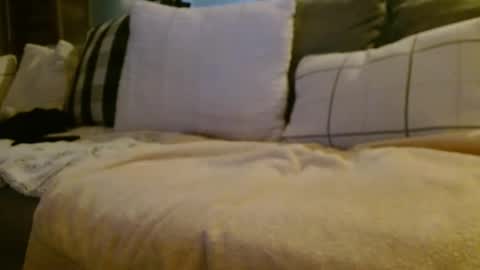 Snapshot of daringdee75 chatting on 02/09/25, 10:42 DaringDee75 online show from 02/09/25, 10:42