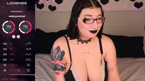 Snapshot of dario_doll_ chatting on 12/22/24, 03:11 Daria online show from 12/22/24, 03:11