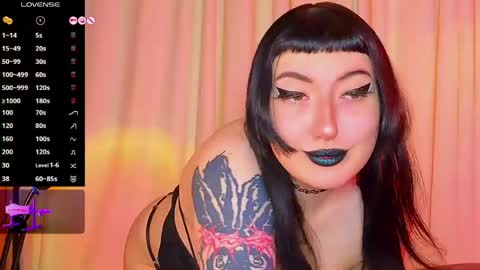 Snapshot of dario_doll_ chatting on 05/15/26, 11:39 Daria online show from 05/15/26, 11:39