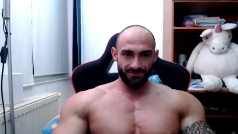 Snapshot of dariomuscle chatting on 12/05/24, 09:17 Dario online show from 12/05/24, 09:17