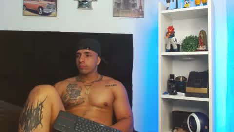 Snapshot of darius_phoenix chatting on 01/22/25, 12:38 Darius Phoenix  online show from 01/22/25, 12:38