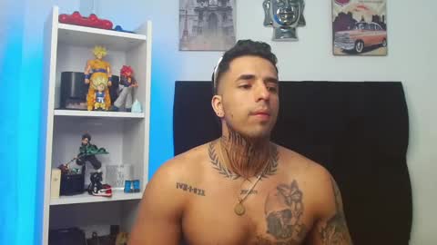 Snapshot of darius_phoenix chatting on 03/08/25, 11:05 Darius Phoenix  online show from 03/08/25, 11:05
