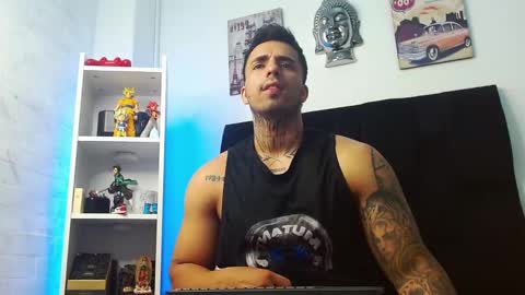 Snapshot of darius_phoenix chatting on 03/11/25, 09:13 Darius Phoenix  online show from 03/11/25, 09:13