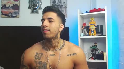 Snapshot of darius_phoenix chatting on 03/12/25, 12:15 Darius Phoenix  online show from 03/12/25, 12:15