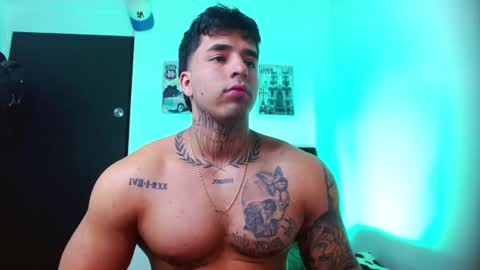 Snapshot of darius_phoenix chatting on 09/15/25, 10:54 Darius Phoenix  online show from 09/15/25, 10:54