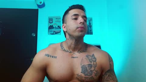 Snapshot of darius_phoenix chatting on 10/04/25, 11:03 Darius Phoenix  online show from 10/04/25, 11:03