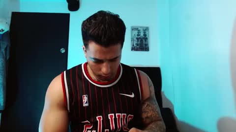 Darius Phoenix  online show from 11/14/25, 08:51