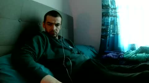 Snapshot of dark377 chatting on 04/20/26, 10:22 dark377 online show from 04/20/26, 10:22