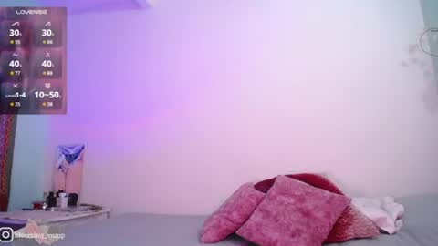 Snapshot of dark__nymph chatting on 06/19/26, 12:37 Dark online show from 06/19/26, 12:37
