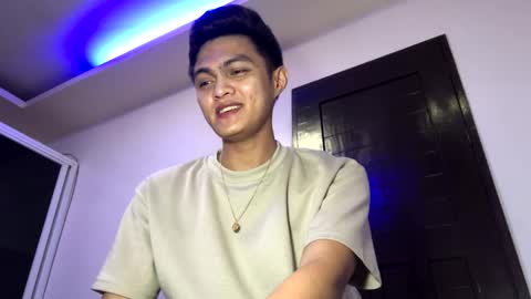 Snapshot of dark_angel69x chatting on 12/31/24, 06:02 Guile online show from 12/31/24, 06:02