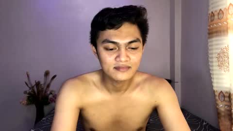 Snapshot of dark_angel69x chatting on 02/21/25, 04:40 Guile online show from 02/21/25, 04:40