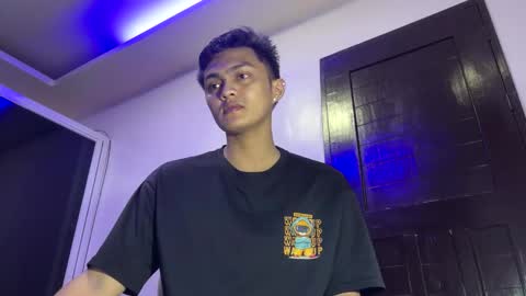 Snapshot of dark_angel69x chatting on 09/20/25, 06:31 Guile online show from 09/20/25, 06:31