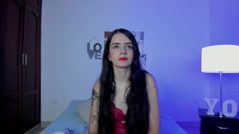 dark_angell77 online show from 11/05/25, 11:10