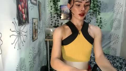 yushico online show from 02/15/25, 09:59