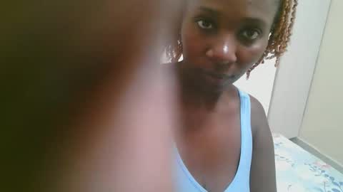 Snapshot of dark_chocoloate chatting on 03/20/26, 02:05 coco online show from 03/20/26, 02:05