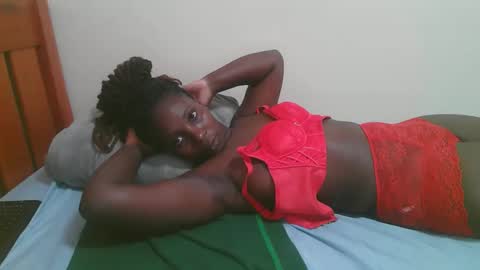 Snapshot of dark_chocoloate chatting on 04/05/26, 08:50 coco online show from 04/05/26, 08:50