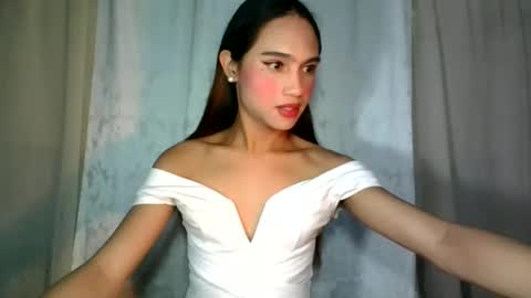 LIANNA online show from 01/19/25, 01:21