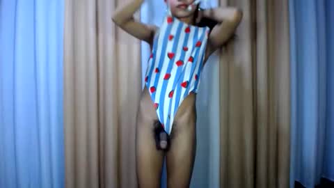 Snapshot of dark_hurohuro19 chatting on 05/21/26, 12:56 LIANNA online show from 05/21/26, 12:56