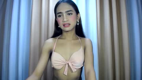 Snapshot of dark_hurohuro19 chatting on 06/02/26, 12:34 LIANNA online show from 06/02/26, 12:34