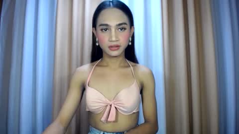 Snapshot of dark_hurohuro19 chatting on 06/10/26, 02:45 LIANNA online show from 06/10/26, 02:45