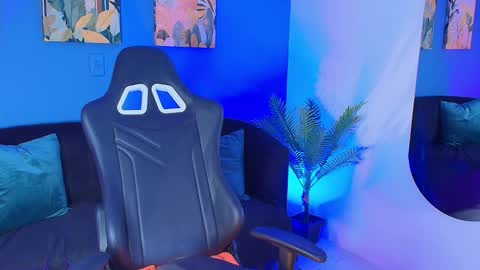 CELESTE online show from 10/01/25, 03:23