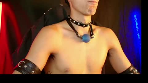 Snapshot of dark_rosse1 chatting on 06/18/26, 09:14 rosse online show from 06/18/26, 09:14