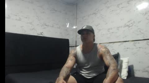 Snapshot of dark_tempt chatting on 11/16/25, 02:50 Alexis online show from 11/16/25, 02:50