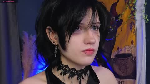 Snapshot of dark_vamp_ chatting on 12/06/24, 08:51 Vamp  online show from 12/06/24, 08:51