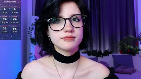 Snapshot of dark_vamp_ chatting on 12/22/24, 12:28 Vamp  online show from 12/22/24, 12:28