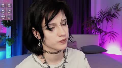 Snapshot of dark_vamp_ chatting on 01/20/25, 02:03 Vamp  online show from 01/20/25, 02:03