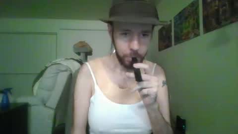 Snapshot of dark_yoh chatting on 12/14/25, 04:07 Dark Yoh online show from 12/14/25, 04:07