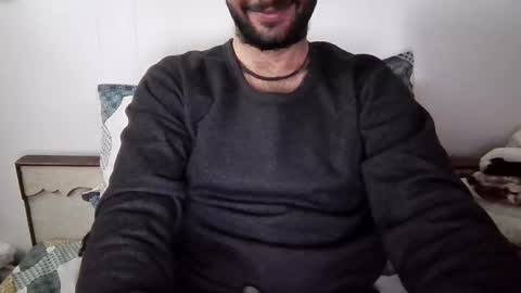 Snapshot of darkbud03 chatting on 12/20/25, 06:42 just a guy online show from 12/20/25, 06:42